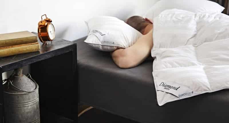 Eurodun - Diamond Moskusdun dyne Vinter Varm - 135 x 220